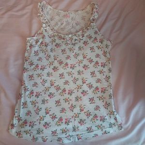 4/$25!!! Ruffle floral tank top